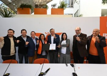 Fernando Morales se registra como precandidato de Movimiento Ciudadano