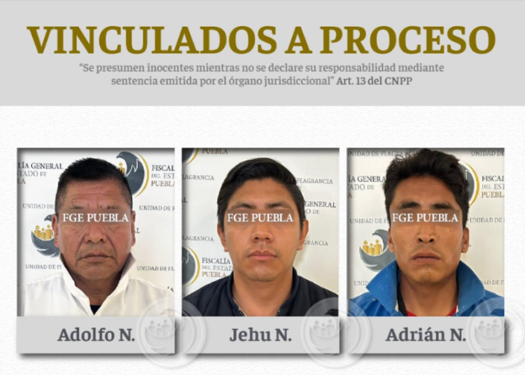 Vinculan a proceso a quienes incitaron a agredir a policías en Palacio Municipal