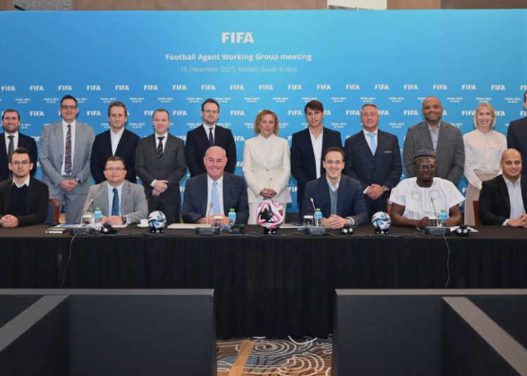 El Señor de los videos reta a la FIFA