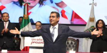 Un Informe de Gobierno entre pares