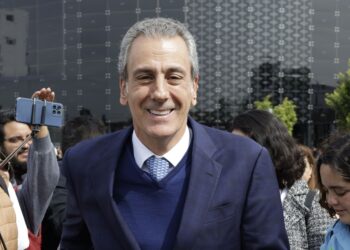 Pepe Chedraui propone espacios dignos para el desarrollo de la juventud