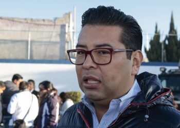 Néstor Camarillo desmiente salidas del PRI para irse a Morena