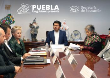 Beneficia SEP a 63 alumnos de bachillerato con Clave de Centro de Trabajo