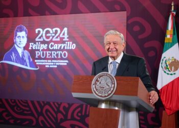 AMLO abre cuenta de TikTok