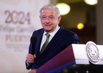 Economía crecerá 1.3% anual al final del sexenio: AMLO