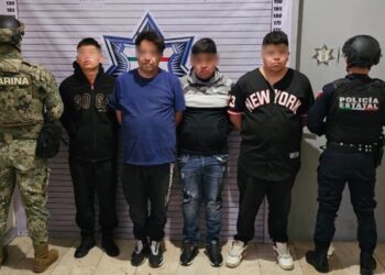 SSP y Marina detienen a 4 hombres en Texmelucan con armas de fuego y droga