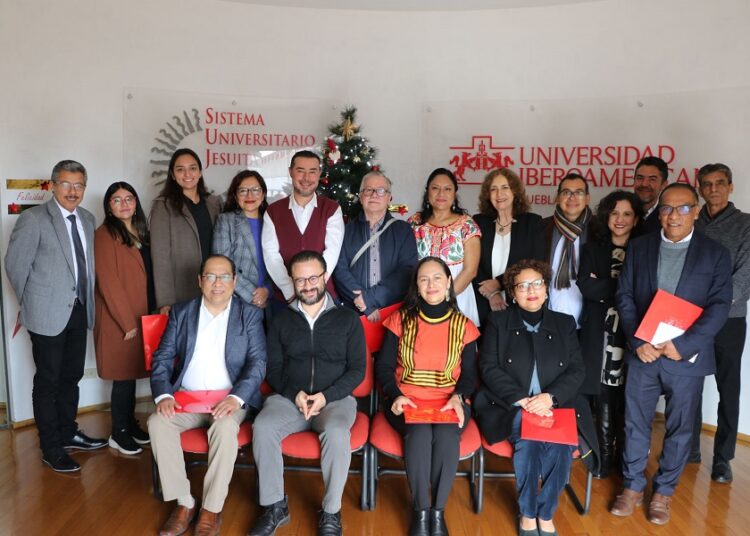 Ibero Puebla instala consejo consultivo en Maestría en DDHH