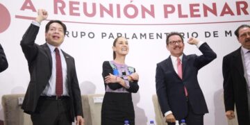 Sheinbaum se mofa de la mañanera de Xóchitl Gálvez