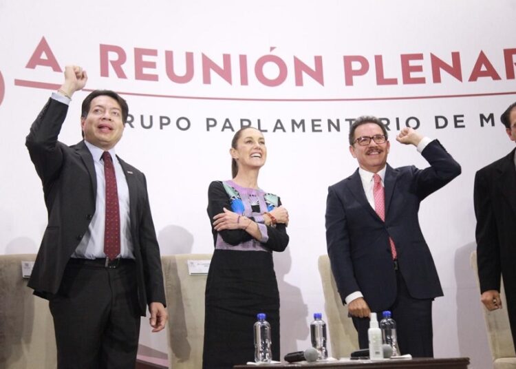 Sheinbaum se mofa de la mañanera de Xóchitl Gálvez