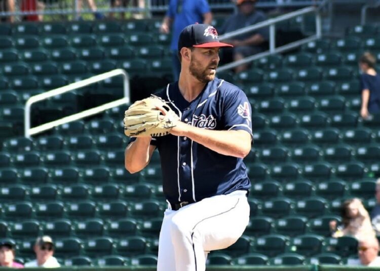 Sean Rackoski, nuevo jugador de Pericos de Puebla