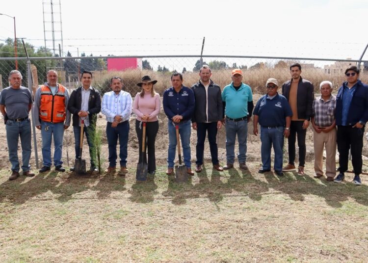 Paola Angon promueve espacios verdes en San Pedro Cholula