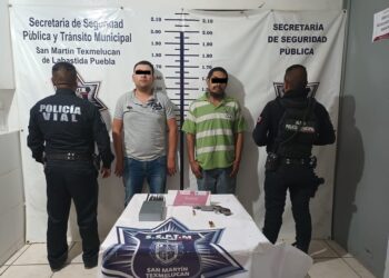 Detienen a 2 en Texmelucan por secuestro y portación de arma de fuego