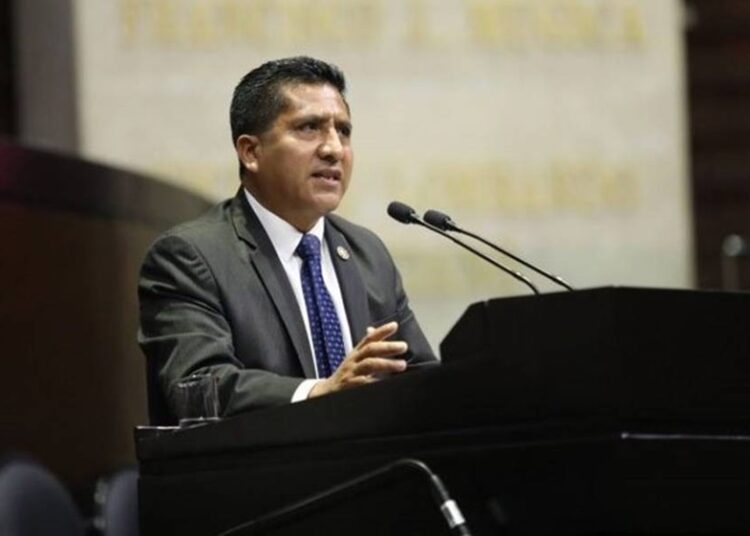 Avanza estrategia para fortalecer servicios de salud: Raymundo Atanacio