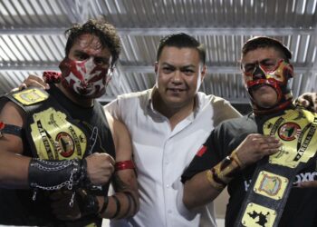 Shiryu pierde la cabellera en primer aniversario de la Arena Solís