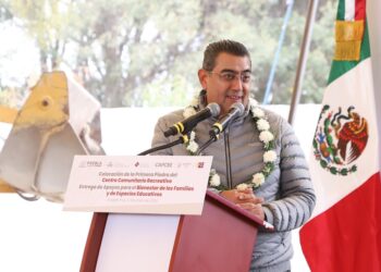 Céspedes preside inicio de construcción del Centro Comunitario Recreativo de Acajete