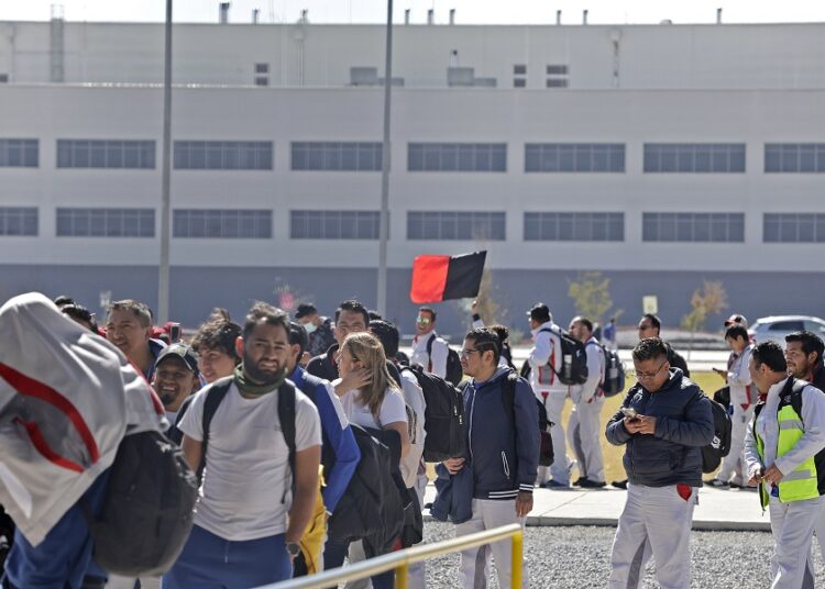 Sindicato acusa que Audi no tiene intención de negociar; la empresa lo niega