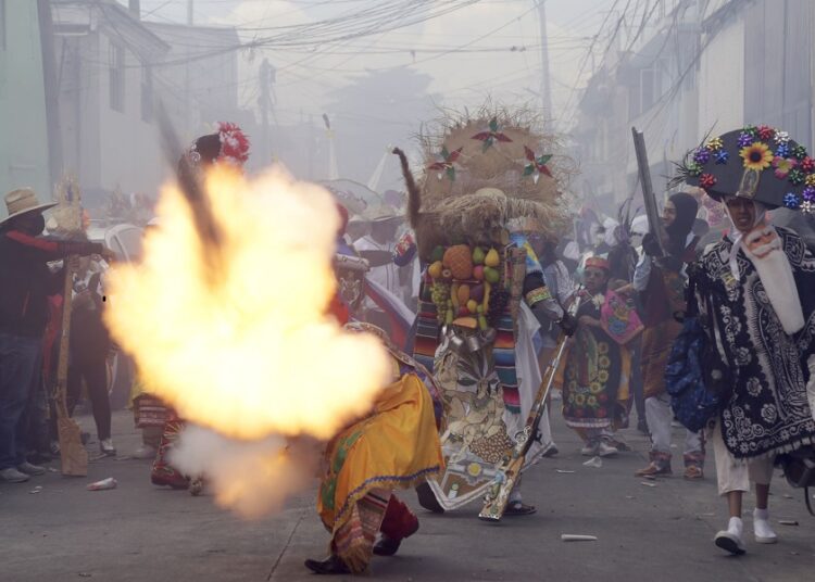 Prohíben uso de pólvora, cohetones e ingesta de alcohol durante carnavales