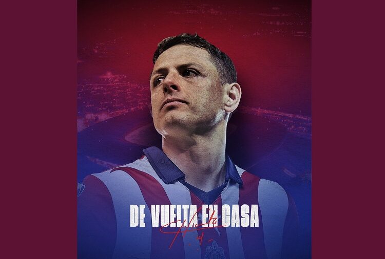 Es oficial: Chicharito regresa a Chivas
