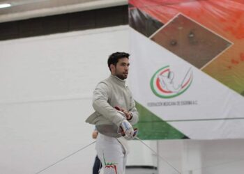 Gibrán Zea, primer lugar en Selectivo Nacional de Esgrima