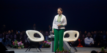 “Desde el Corazón”, con 12 latidos, rinde Gaby Bonilla informe de actividades