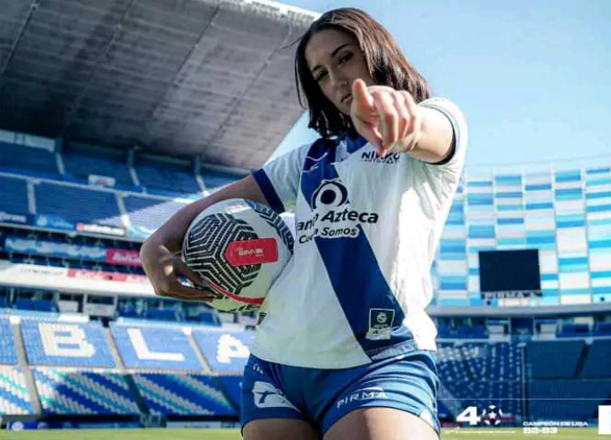 Con 19 días en el Puebla, Nikkole Teja decide retirarse del futbol profesional