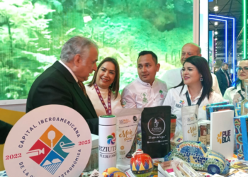 En FITUR, gobierno estatal muestra atractivos turísticos de Puebla al mundo