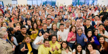 Xóchitl Gálvez y Lalo Rivera se reúnen con estructuras partidistas