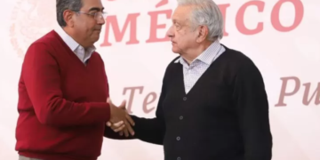 Sergio Salomón inicia el año con espaldarazo de AMLO