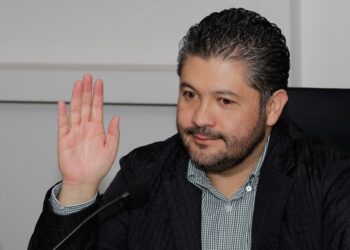 Enrique Rivera no ha manifestado intención de irse a Morena