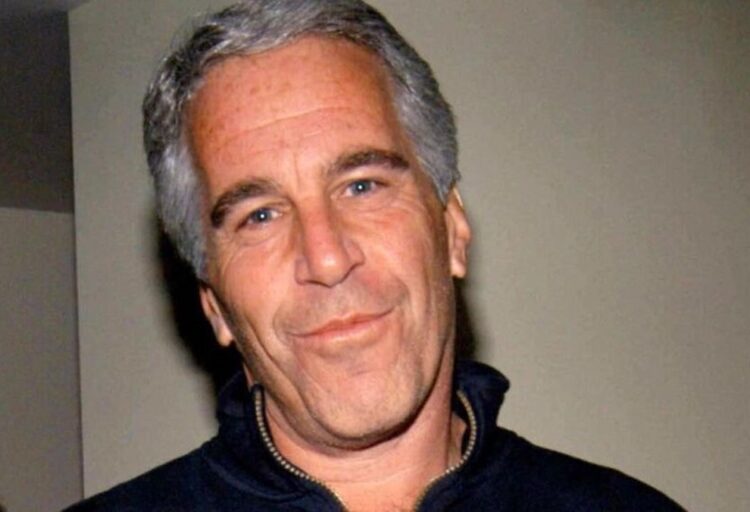 Publican nombres relacionados con Jeffrey Epstein
