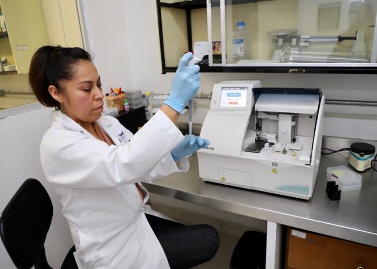 Laboratorio del SMDIF recibe reconocimiento nacional por quinto año