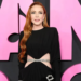 Lindsay Lohan sorprende en alfombra rosa de ‘Chicas Pesadas’