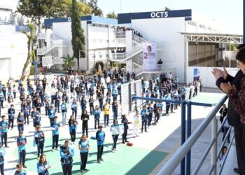 Lilia Cedillo entrega nuevo edificio a la Preparatoria 2 de Octubre