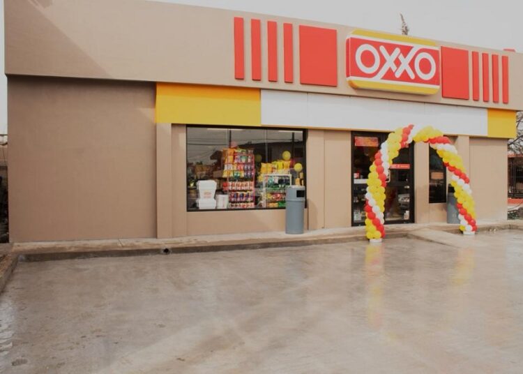 Cemex implementa su tecnología Paviflex en tiendas OXXO