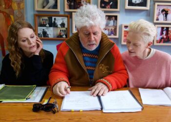 Julianne Moore y Tilda Swinton protagonizarán nueva película de Almodóvar 