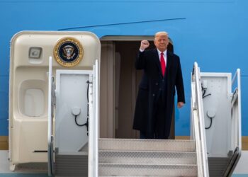 Trump enfrentará juicio penal en marzo