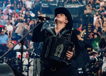 Alfredo Olivas agota boletos para Palenque de Puebla
