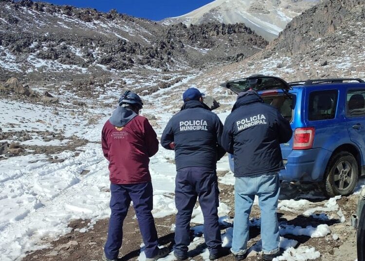 Gobierno de Puebla busca a 4 alpinistas perdidos en el Pico de Orizaba
