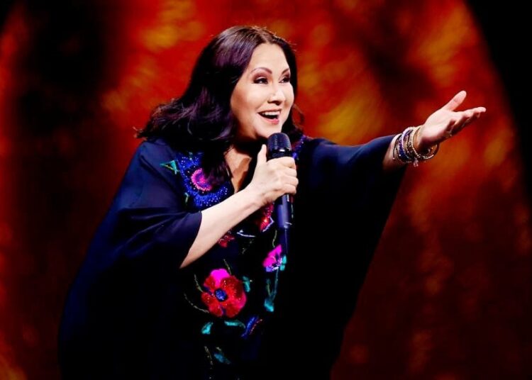 Ana Gabriel se presentará en el Estadio Hermanos Serdán