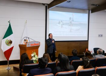 Anáhuac explora la Agenda 2030 con Enrique Glockner