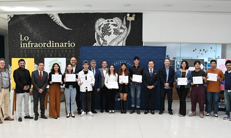 Premian a ganadores del concurso de cartel BUAP 2023 “Acción por el clima”