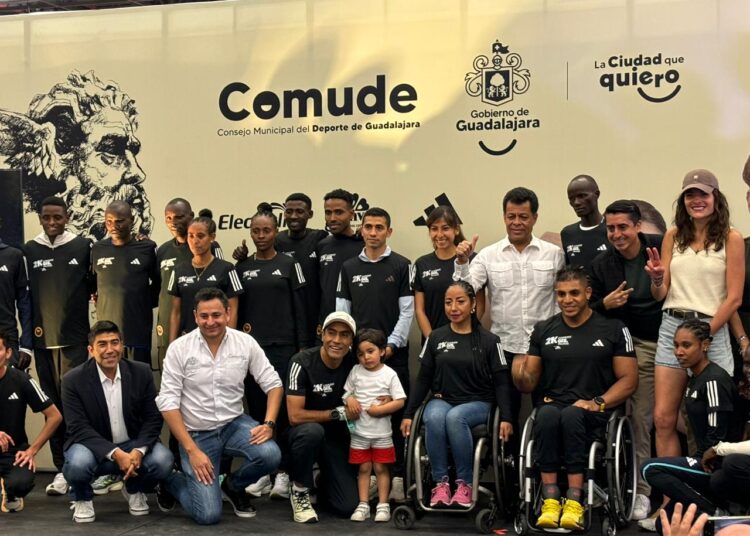 Presentan corredores elite del 21k COMUDE GDL Electrolit