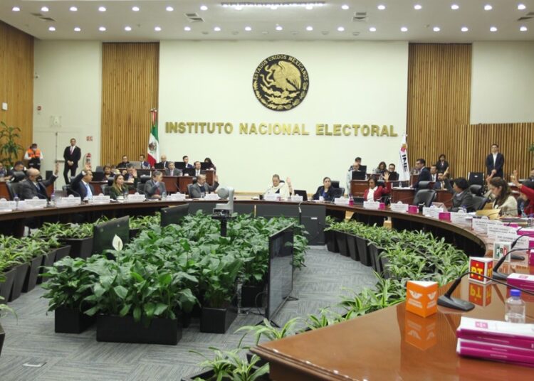 INE organizará 2 debates entre candidatos al Senado, buscará apoyo de BUAP