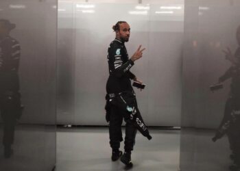 Avanzan negociaciones para que Lewis Hamilton se una a Ferrari 