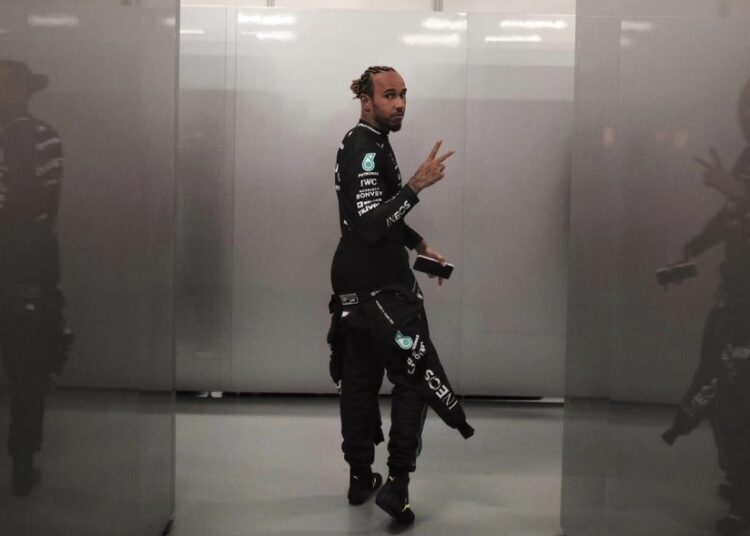 Avanzan negociaciones para que Lewis Hamilton se una a Ferrari 