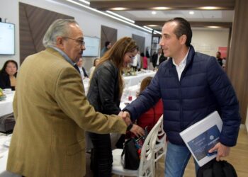 Comisión de salud Coparmex dialoga con Mario Riestra