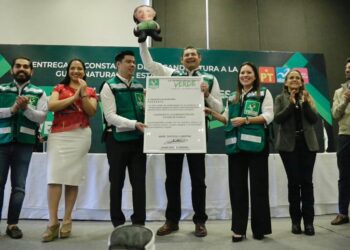 Partido Verde entrega constancia de candidatura a Armenta