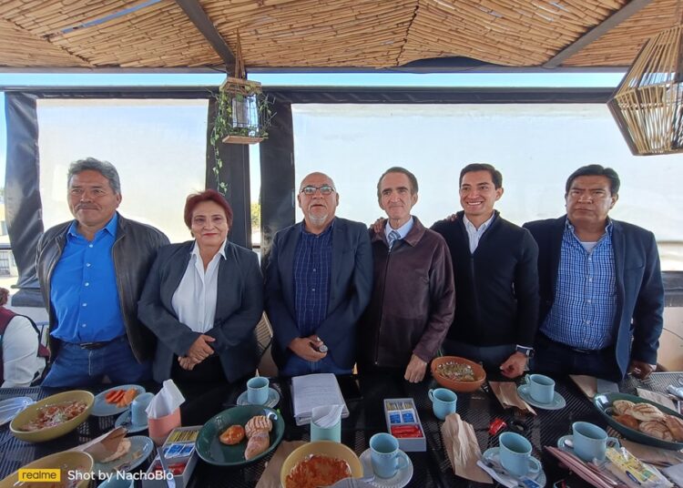 Aspirantes a alcaldía de San Pedro Cholula declinan a favor de Tonantzin Fernández