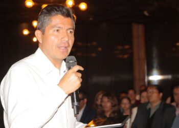 Asociaciones piden a Lalo Rivera mejorar condiciones de personas con discapacidad