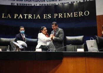 Reconocen la labor de Alejandro Armenta en el Senado